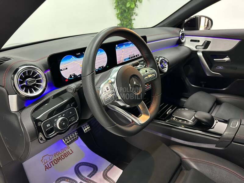Mercedes Benz CLA 180 AMG LINE AUT PAN AMB