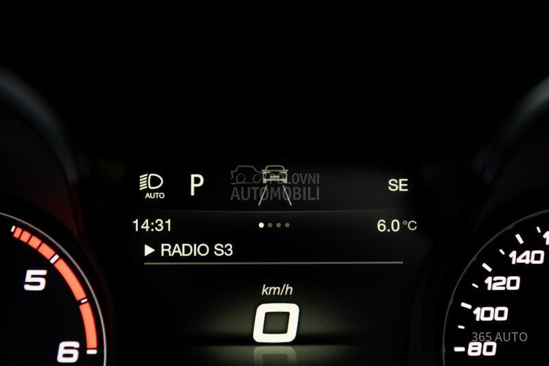 Alfa Romeo Stelvio Q4/PANO/ACC