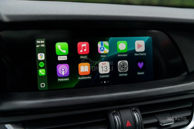 Alfa Romeo Stelvio Q4/PANO/ACC