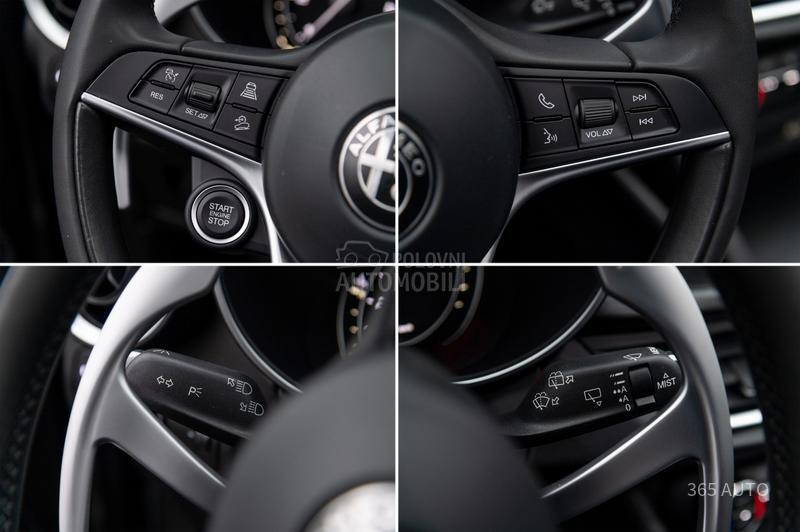 Alfa Romeo Stelvio Q4/PANO/ACC