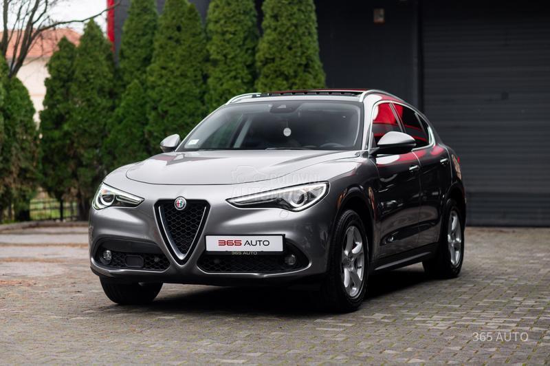 Alfa Romeo Stelvio Q4/PANO/ACC