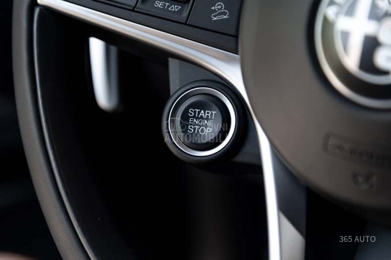 Alfa Romeo Stelvio 2.0 200/AUT