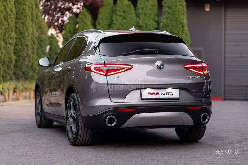 Alfa Romeo Stelvio 2.0 200/AUT