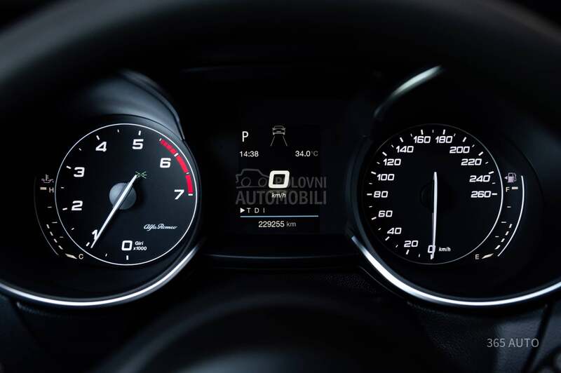 Alfa Romeo Stelvio 2.0 200/AUT