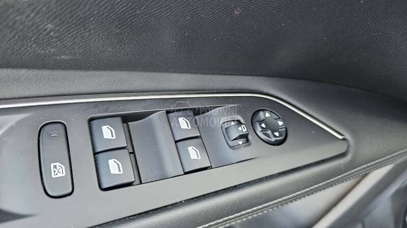 Peugeot 3008 1.5 hdi Allure