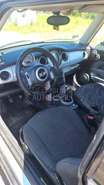 MINI One 