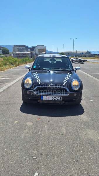 MINI One 