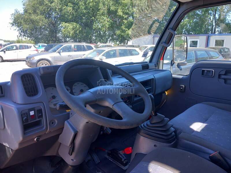 Nissan Cabstar