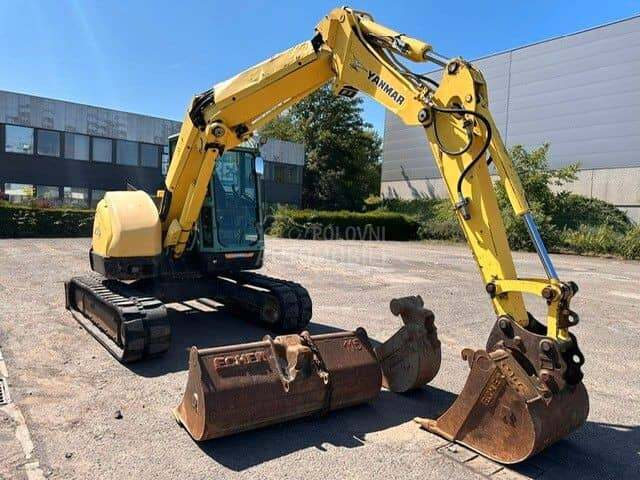 Yanmar B7 Sigma.