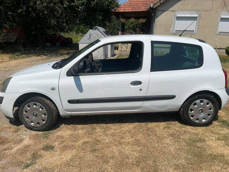Renault Clio 1.2 8 v