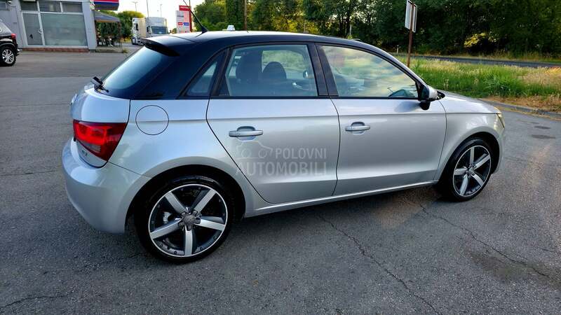 Audi A1 1,2tfsi LED/NAVl