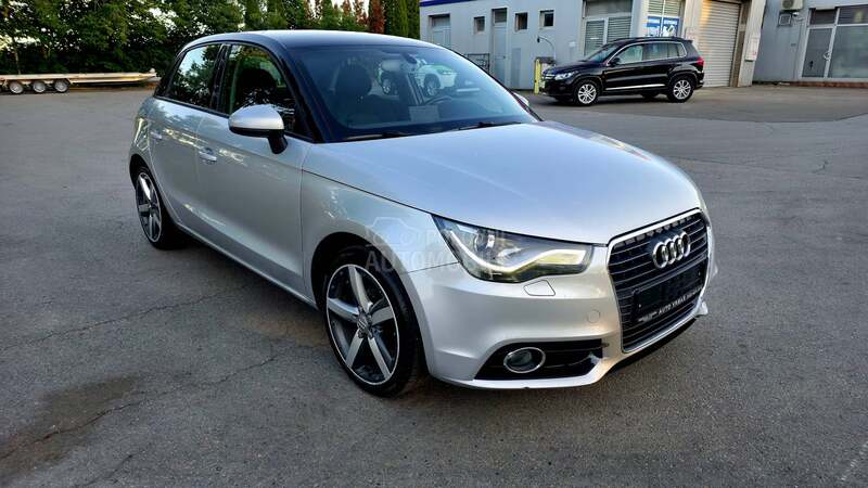 Audi A1 1,2tfsi LED/NAVl