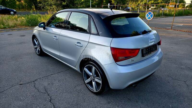 Audi A1 1,2tfsi LED/NAVl