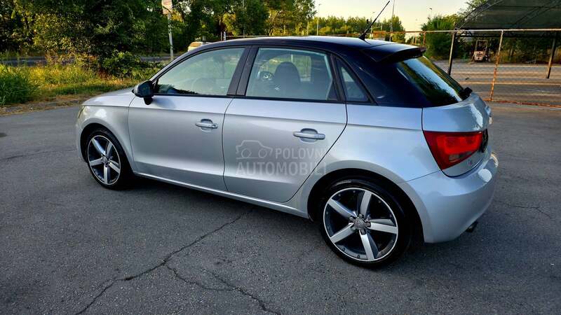 Audi A1 1,2tfsi LED/NAVl