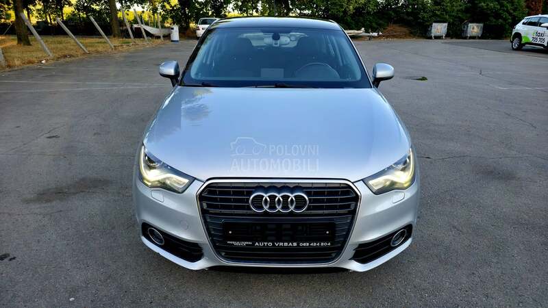Audi A1 1,2tfsi LED/NAVl
