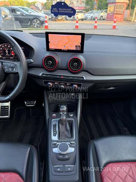 Audi SQ2 PANO/NAV/LED