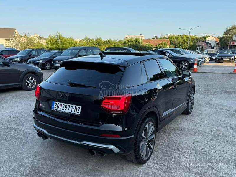 Audi SQ2 PANO/NAV/LED