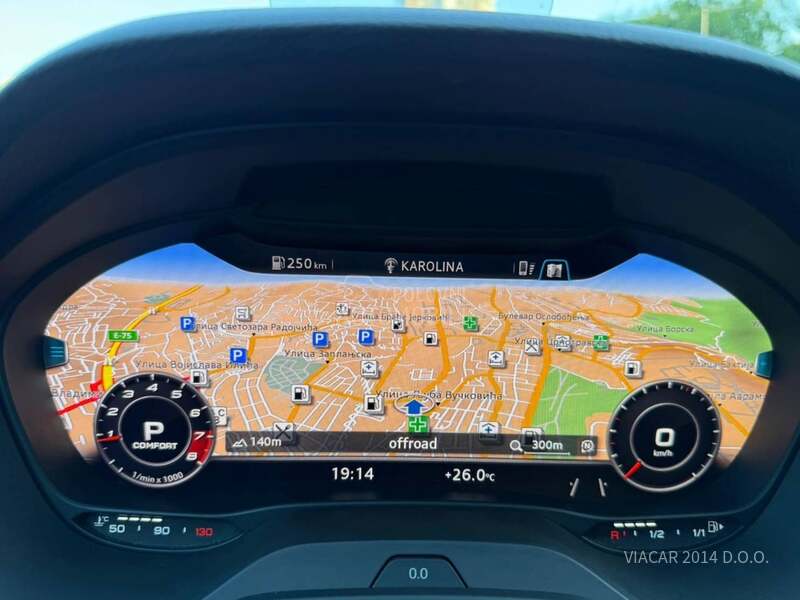 Audi SQ2 PANO/NAV/LED