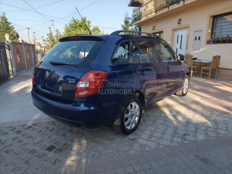 Škoda Fabia 1.2b DSG