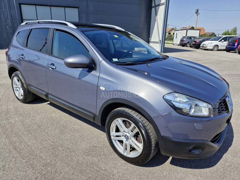 Nissan Qashqai + 2 Aut. 4x4 Tekna