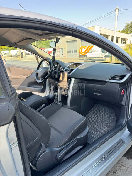 Peugeot 207 CC