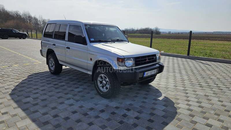 Mitsubishi Pajero 