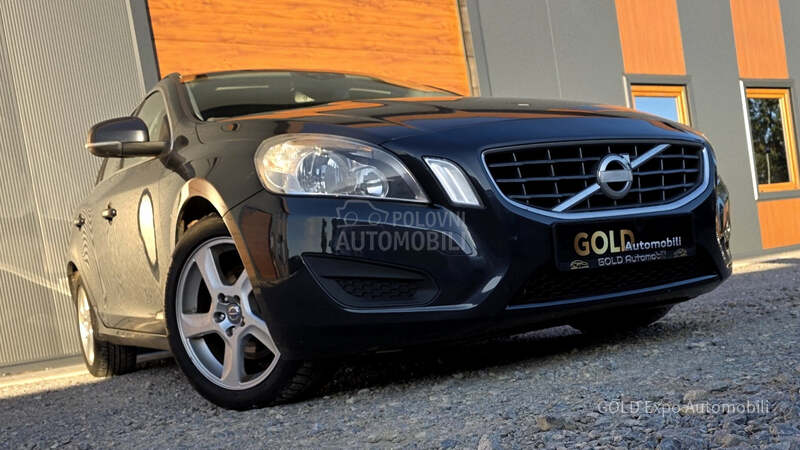 Volvo V60 2.0 D4 OCEAN RACE