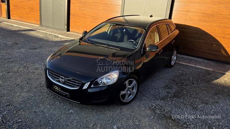 Volvo V60 2.0 D4 OCEAN RACE