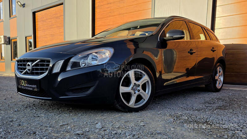 Volvo V60 2.0 D4 OCEAN RACE