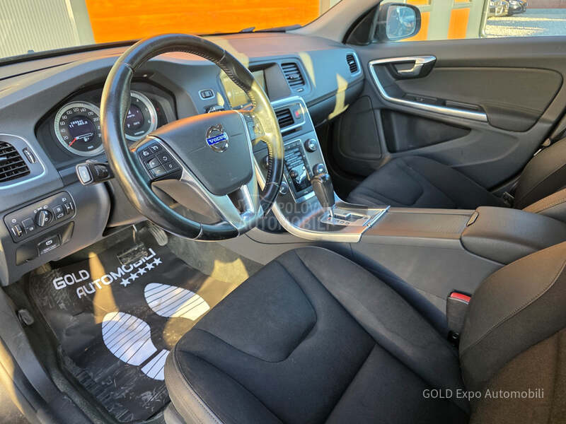 Volvo V60 2.0 D4 OCEAN RACE