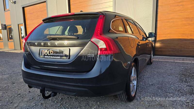 Volvo V60 2.0 D4 OCEAN RACE