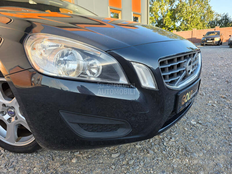 Volvo V60 2.0 D4 OCEAN RACE