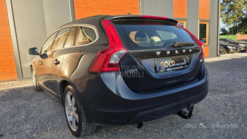 Volvo V60 2.0 D4 OCEAN RACE