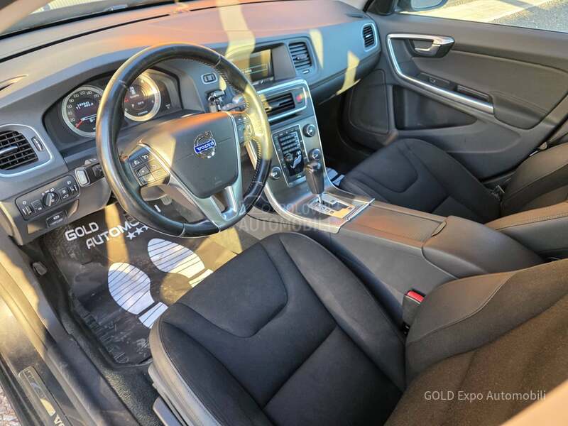 Volvo V60 2.0 D4 OCEAN RACE