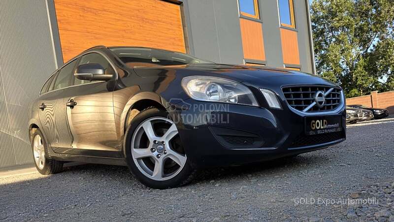 Volvo V60 2.0 D4 OCEAN RACE