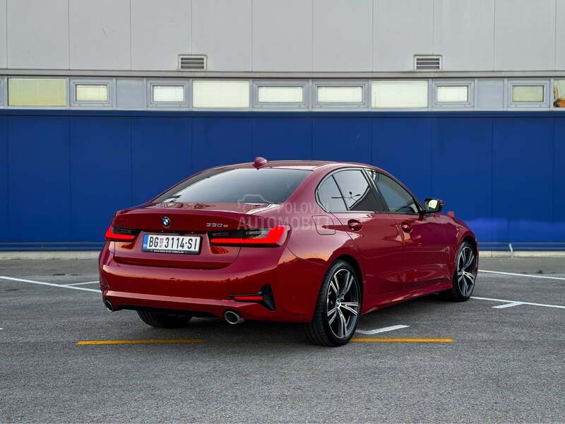 BMW 330 hybrid