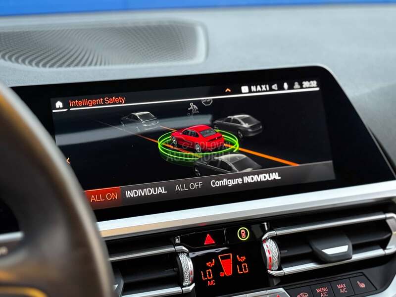 BMW 330 hybrid
