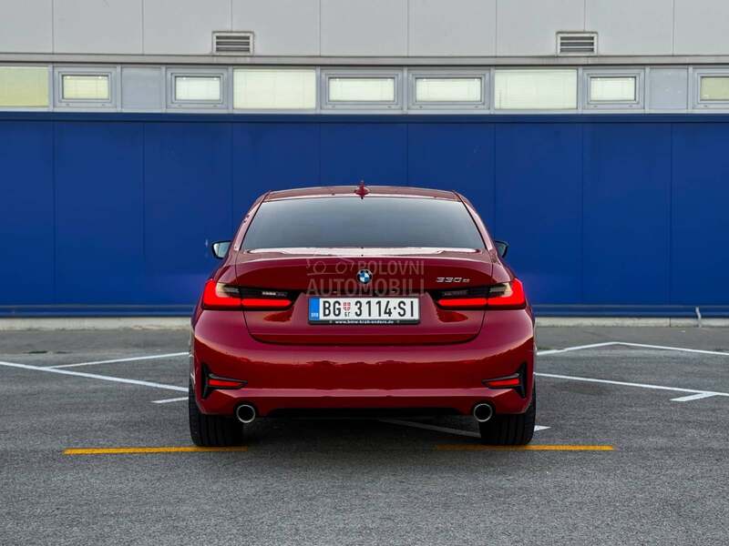 BMW 330 hybrid