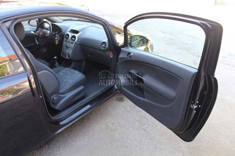 Opel Corsa D 1.3cdti NJoY ReStyli