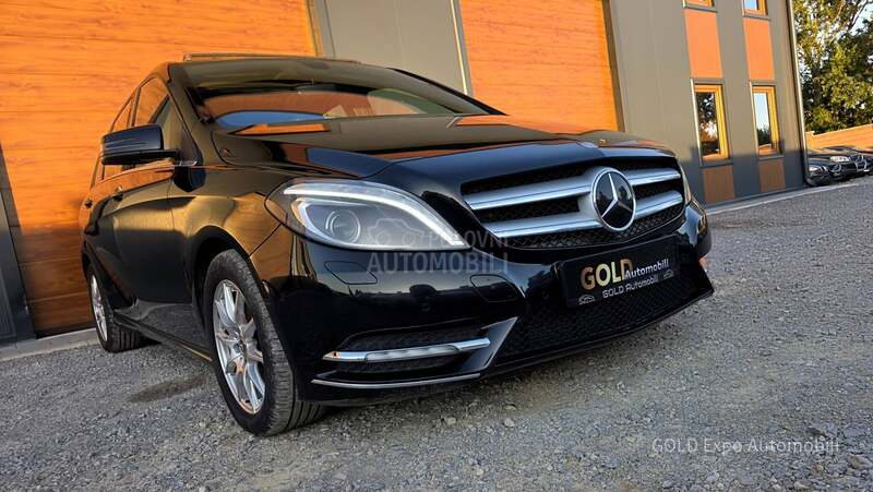 Mercedes Benz B 180 1.5 D AUT FUL OPTION