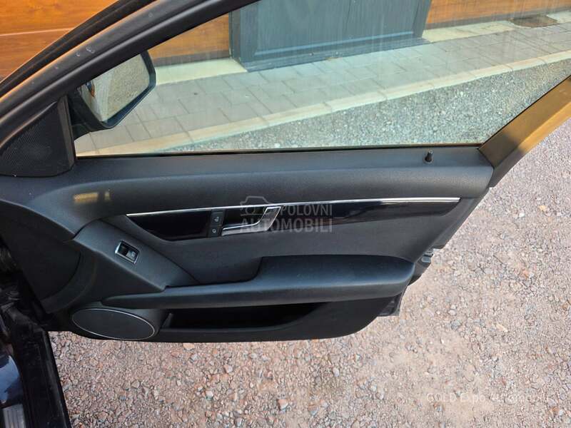 Mercedes Benz C 220 2.1 AUT ELEGANCE
