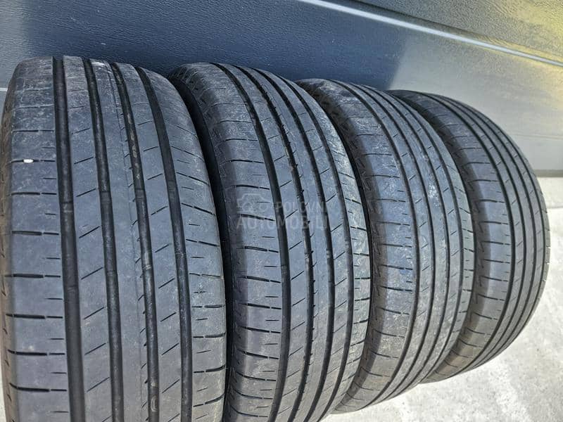 Bridgestone 215/65 R16 Letnja