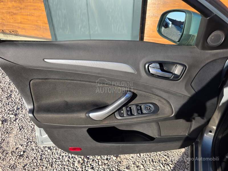 Ford Mondeo 1.8 TDCi TITANIUM