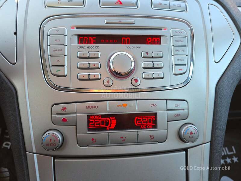 Ford Mondeo 1.8 TDCi TITANIUM