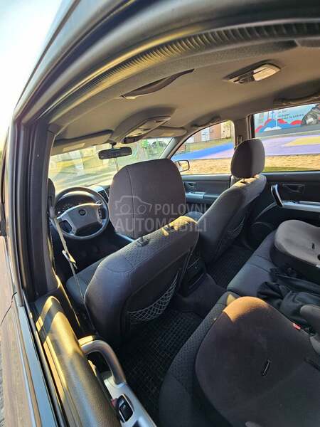 Kia Sorento 2.5 crdi