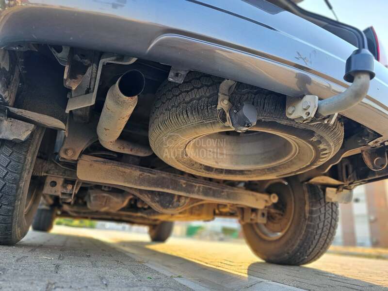 Kia Sorento 2.5 crdi