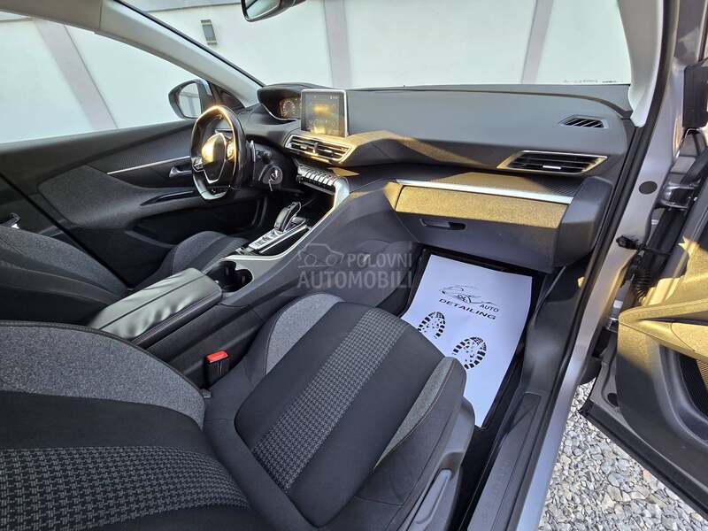 Peugeot 5008 1.6 hDi/NAV/LED/AUT