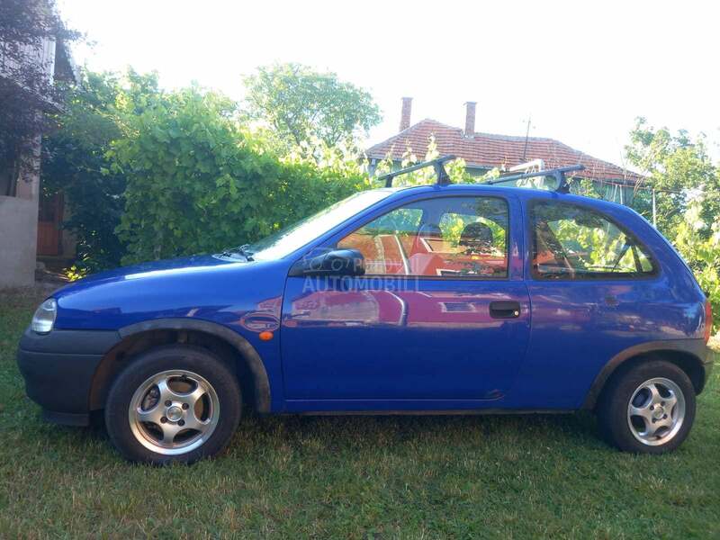 Opel Corsa B 1.0