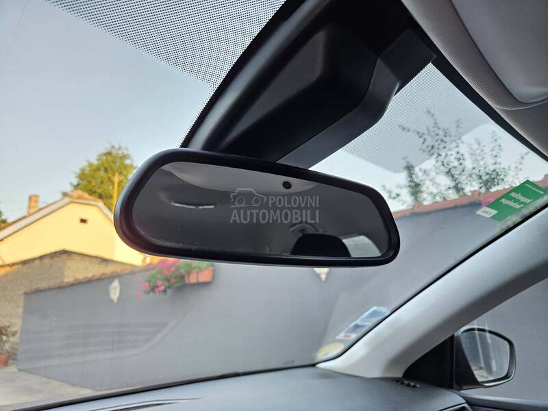 Peugeot 308 BlueHDi - Automa.tik