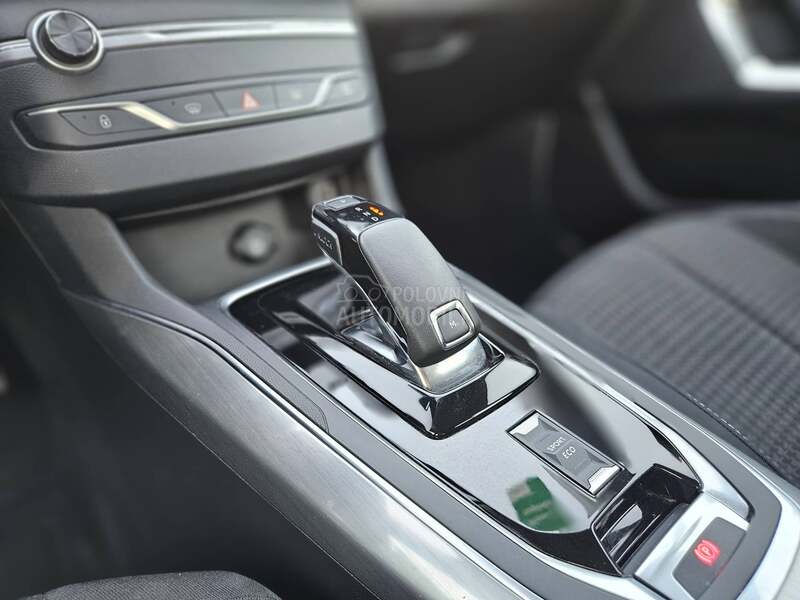 Peugeot 308 BlueHDi - Automa.tik